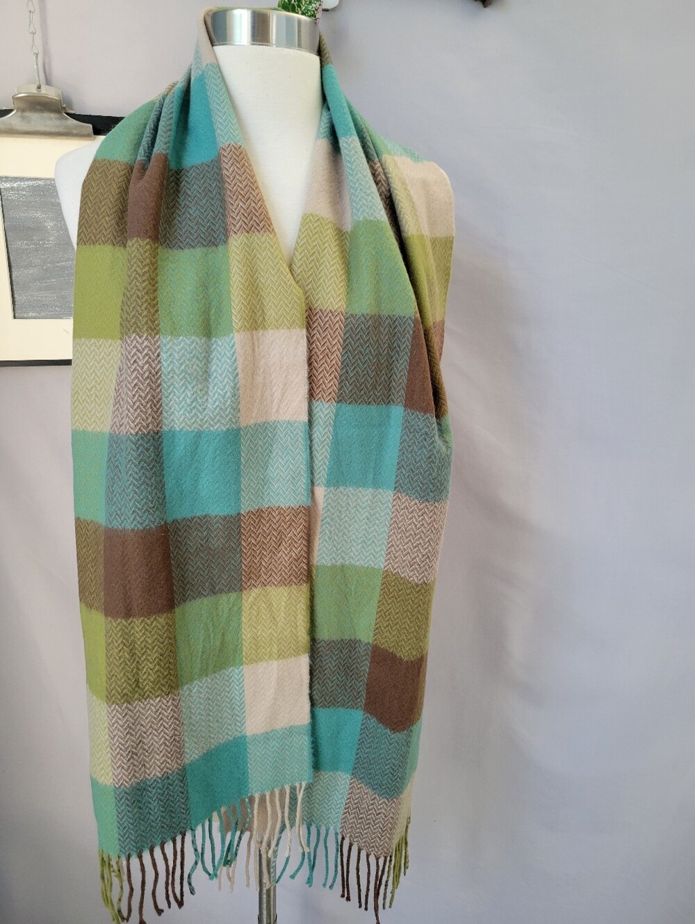 Made in Scotland Cashmere Plaid Fringe Scarf